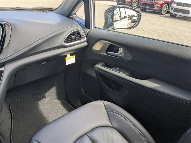 new 2026 Chrysler Pacifica car, priced at $44,065