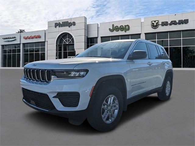 new 2025 Jeep Grand Cherokee car, priced at $39,255