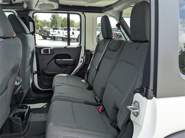 new 2025 Jeep Wrangler car, priced at $39,326