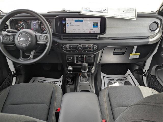 new 2025 Jeep Wrangler car, priced at $39,326