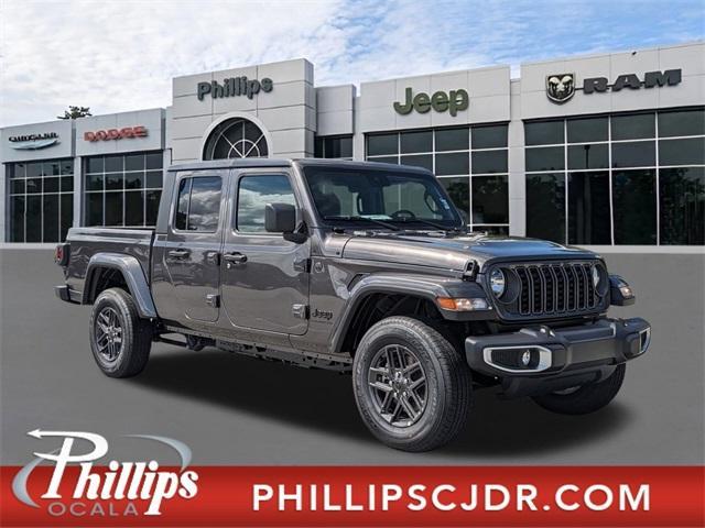 new 2025 Jeep Gladiator car, priced at $48,905