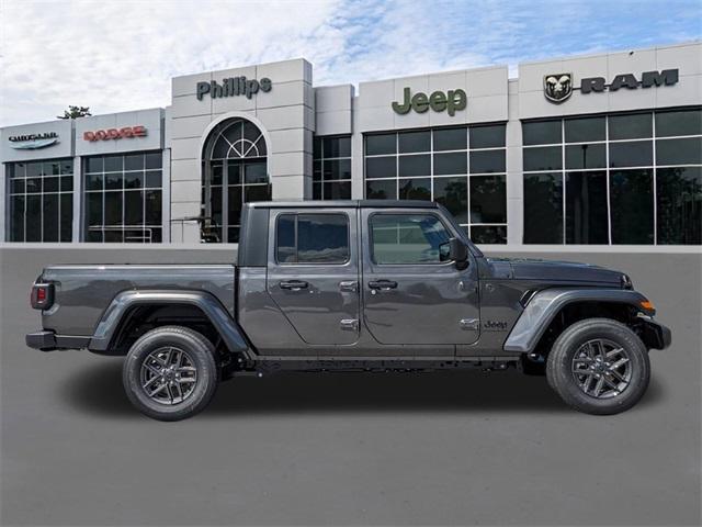 new 2025 Jeep Gladiator car, priced at $48,905