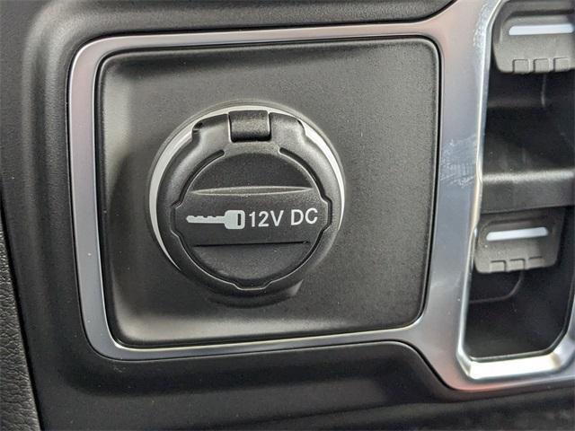 new 2025 Jeep Gladiator car, priced at $48,905
