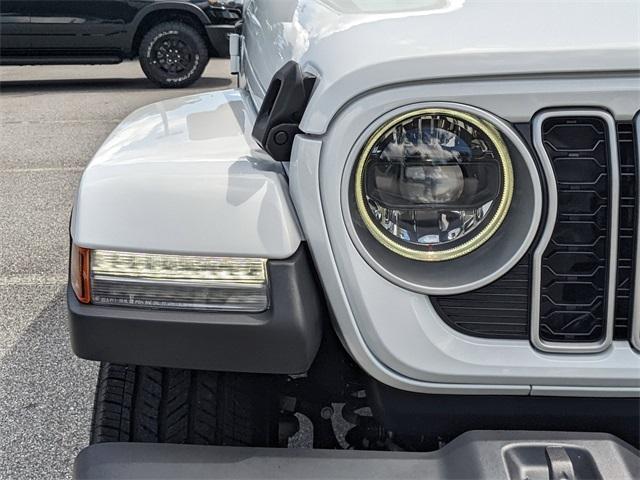 new 2025 Jeep Wrangler car, priced at $58,720
