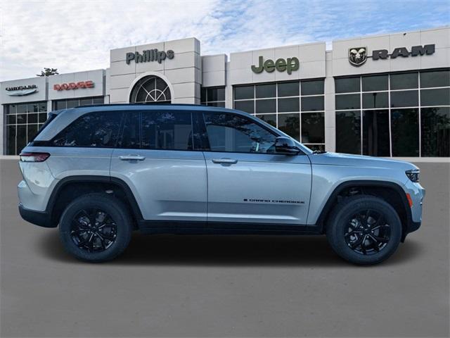 new 2025 Jeep Grand Cherokee car, priced at $46,275