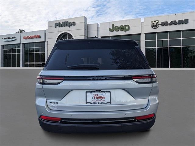 new 2025 Jeep Grand Cherokee car, priced at $46,275