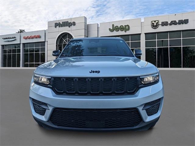 new 2025 Jeep Grand Cherokee car, priced at $46,275