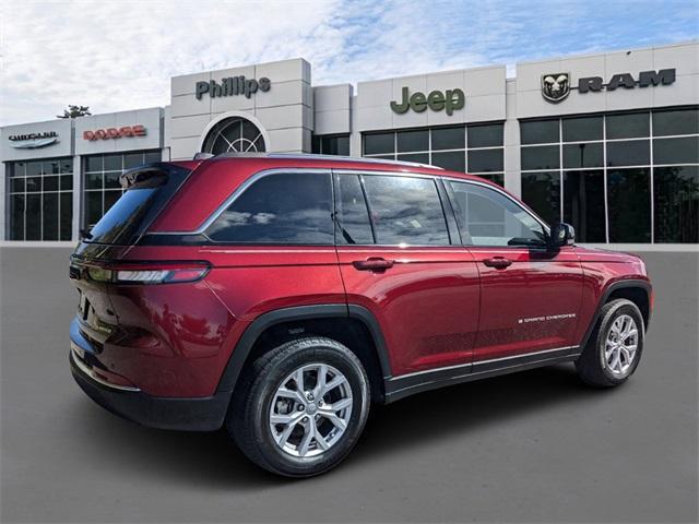 used 2022 Jeep Grand Cherokee car, priced at $33,741