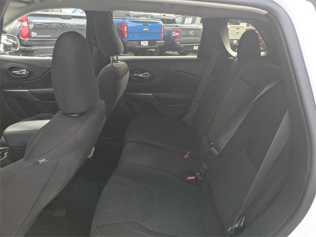 used 2019 Jeep Cherokee car, priced at $17,999