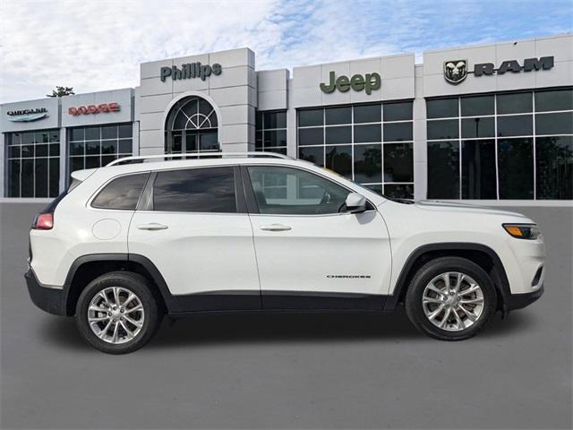 used 2019 Jeep Cherokee car, priced at $17,999