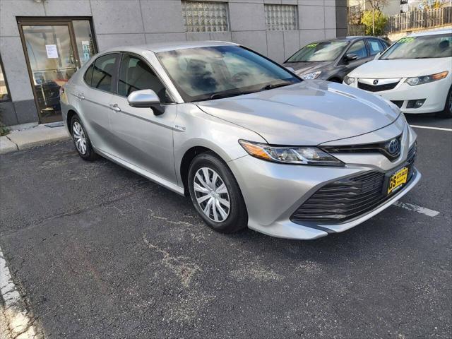 used 2018 Toyota Camry Hybrid car, priced at $17,995