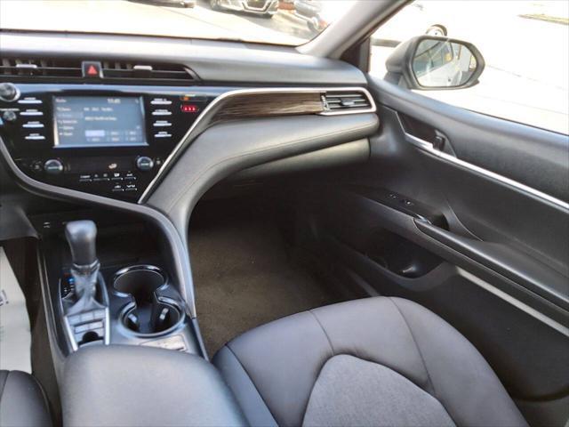 used 2018 Toyota Camry Hybrid car, priced at $17,995