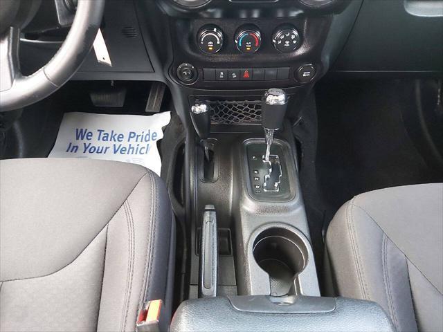 used 2015 Jeep Wrangler Unlimited car, priced at $17,995