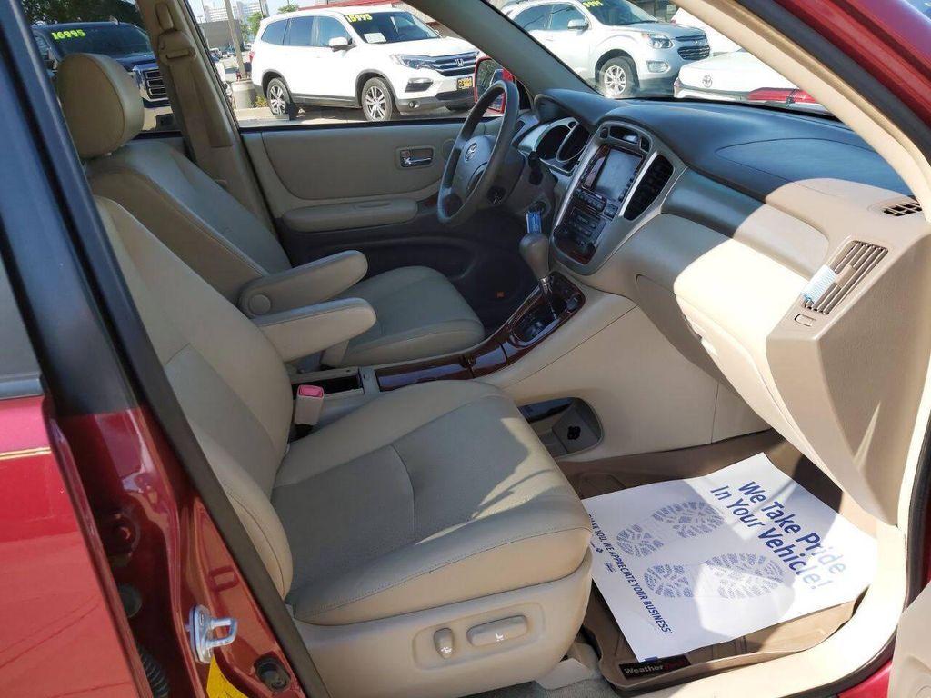 used 2007 Toyota Highlander car, priced at $7,995