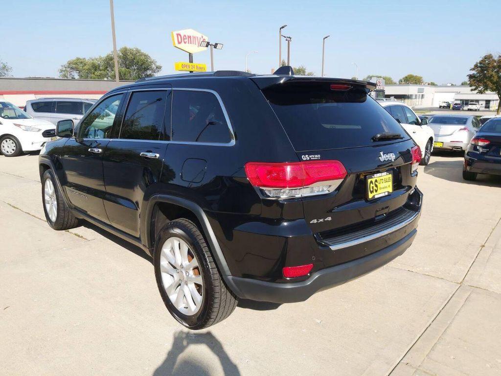 used 2017 Jeep Grand Cherokee car, priced at $18,995