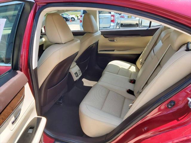 used 2016 Lexus ES 350 car, priced at $17,995