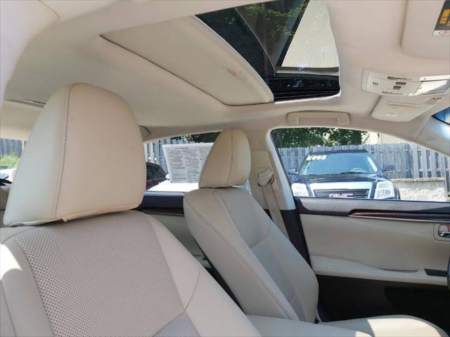 used 2016 Lexus ES 350 car, priced at $17,995