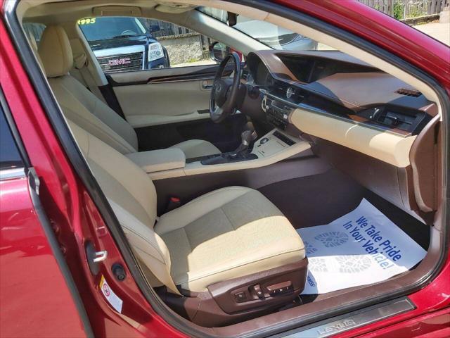 used 2016 Lexus ES 350 car, priced at $17,995