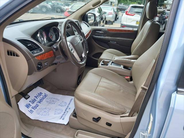 used 2016 Chrysler Town & Country car, priced at $10,995