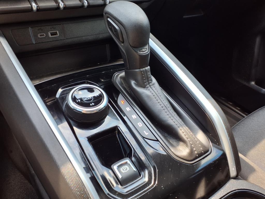 used 2024 Chevrolet Colorado car, priced at $33,000