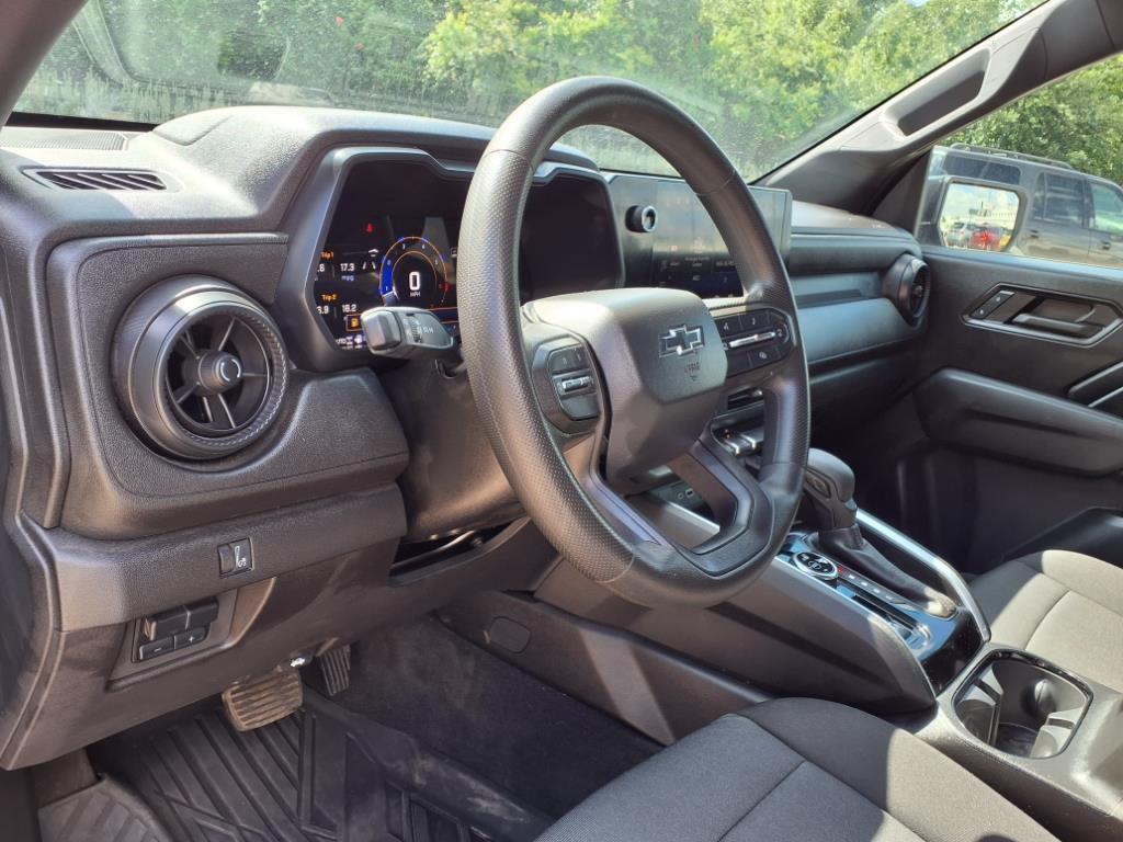 used 2024 Chevrolet Colorado car, priced at $33,000
