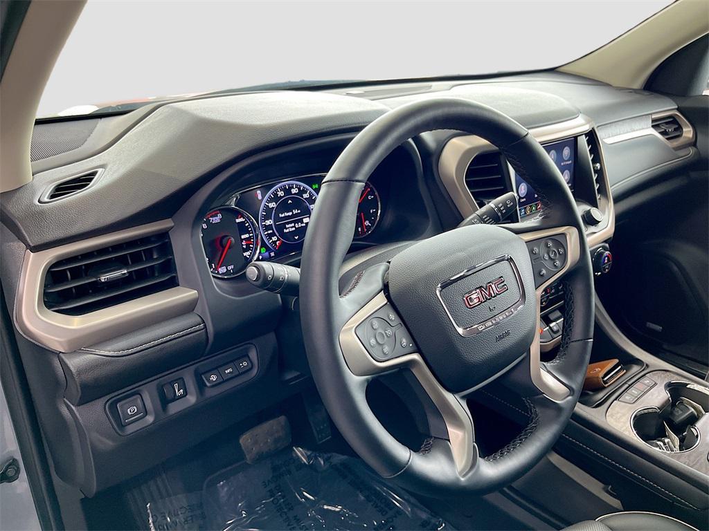 used 2023 GMC Acadia car, priced at $34,500