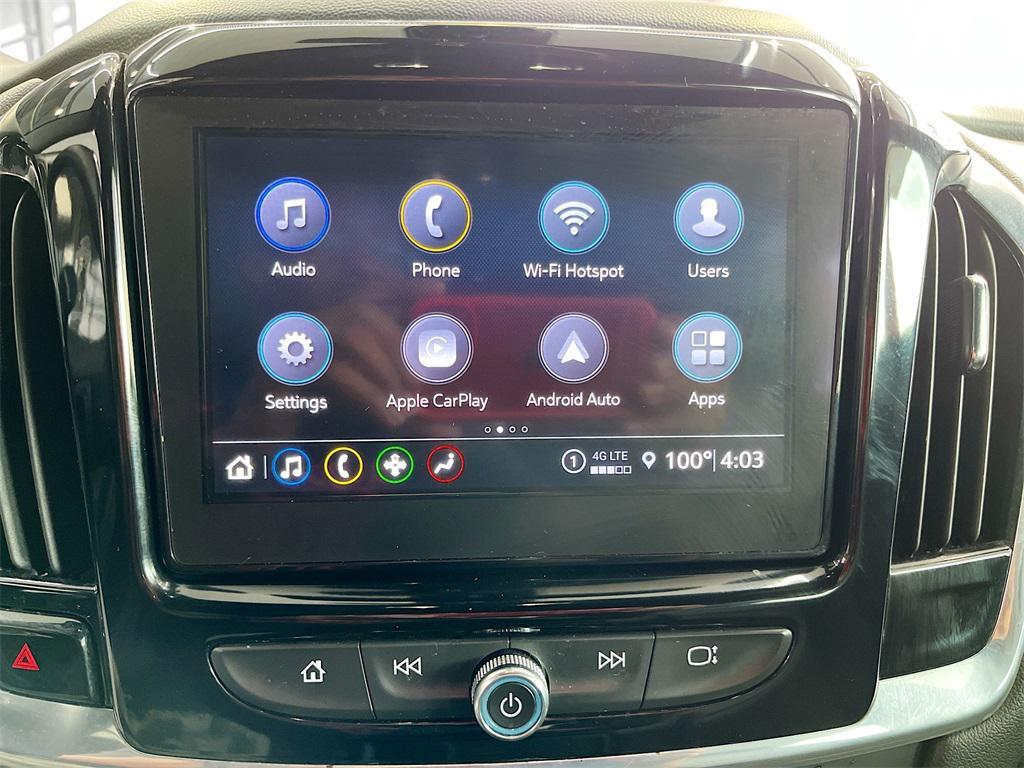 used 2022 Chevrolet Traverse car, priced at $27,400