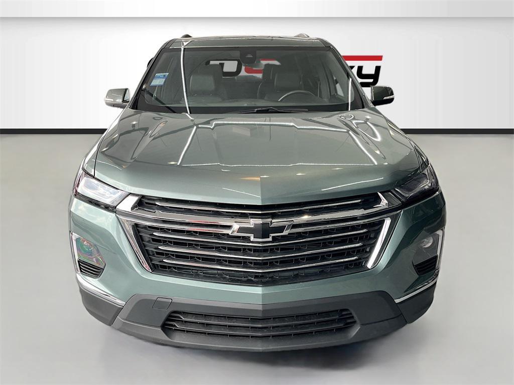 used 2022 Chevrolet Traverse car, priced at $27,400