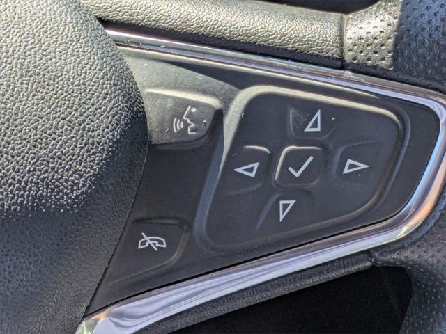 used 2021 Chevrolet Equinox car, priced at $15,600