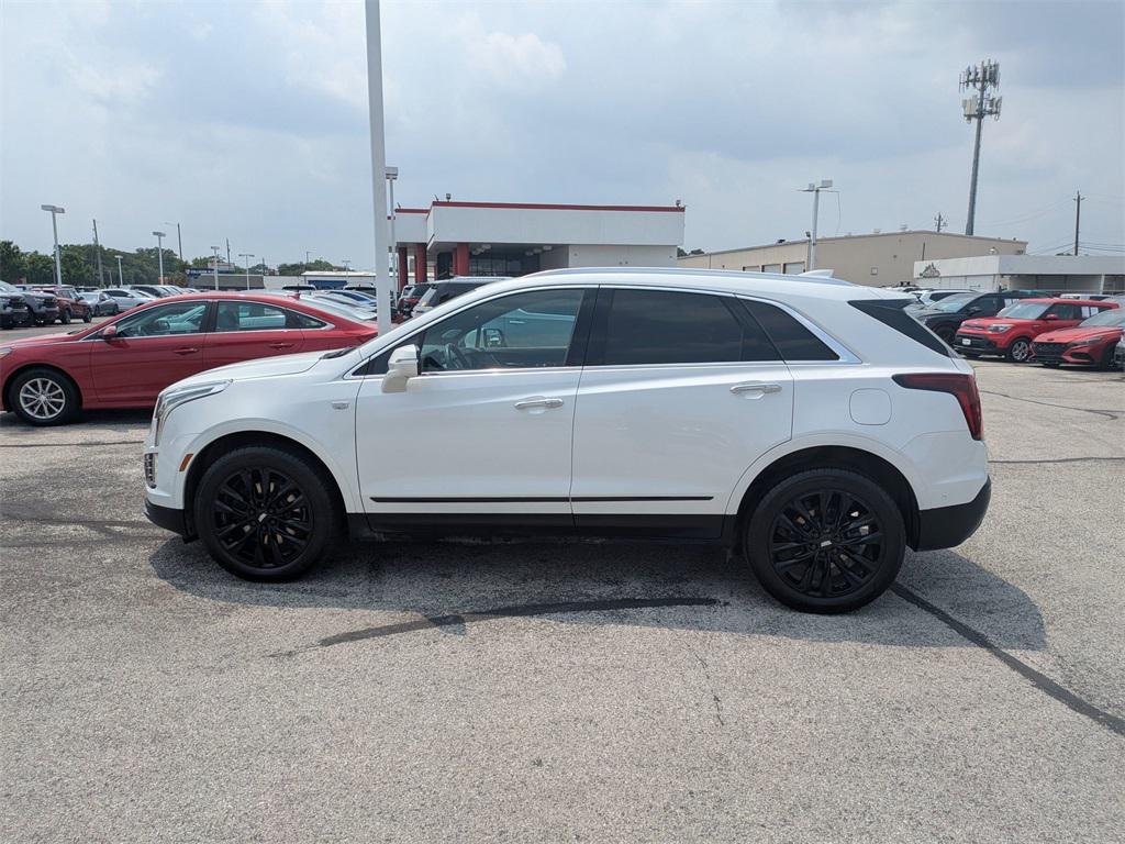 used 2022 Cadillac XT5 car, priced at $26,600