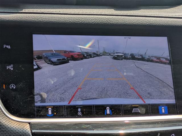 used 2022 Cadillac XT5 car, priced at $29,700