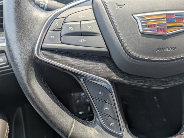 used 2022 Cadillac XT5 car, priced at $29,700