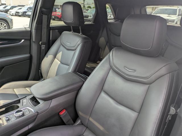 used 2022 Cadillac XT5 car, priced at $29,700
