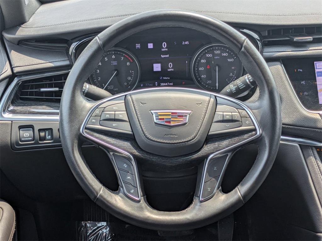used 2022 Cadillac XT5 car, priced at $26,600