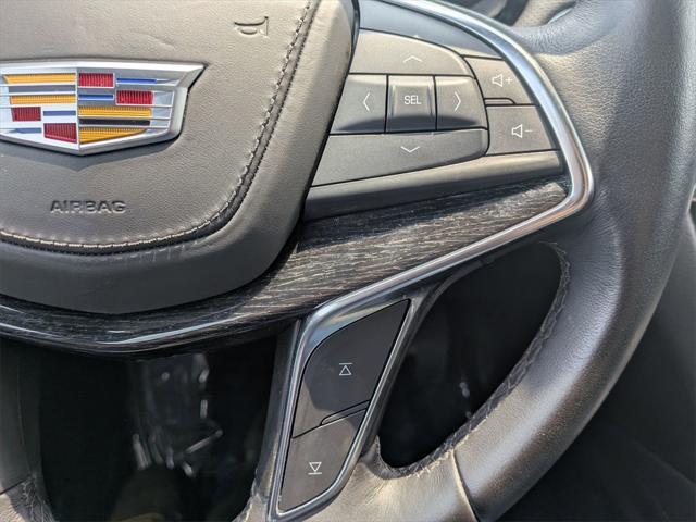 used 2022 Cadillac XT5 car, priced at $29,700