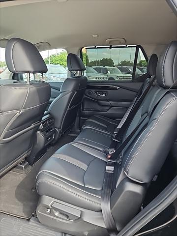 used 2023 Honda Pilot car, priced at $32,000
