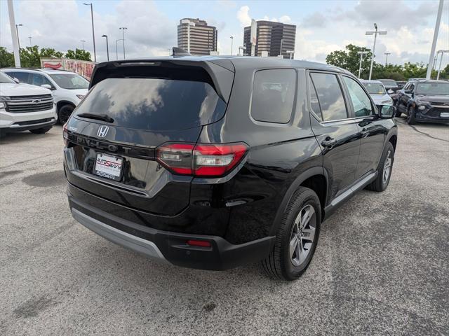 used 2023 Honda Pilot car, priced at $32,000