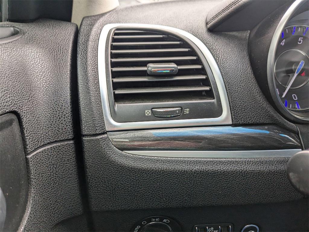 used 2020 Chrysler 300 car, priced at $18,200