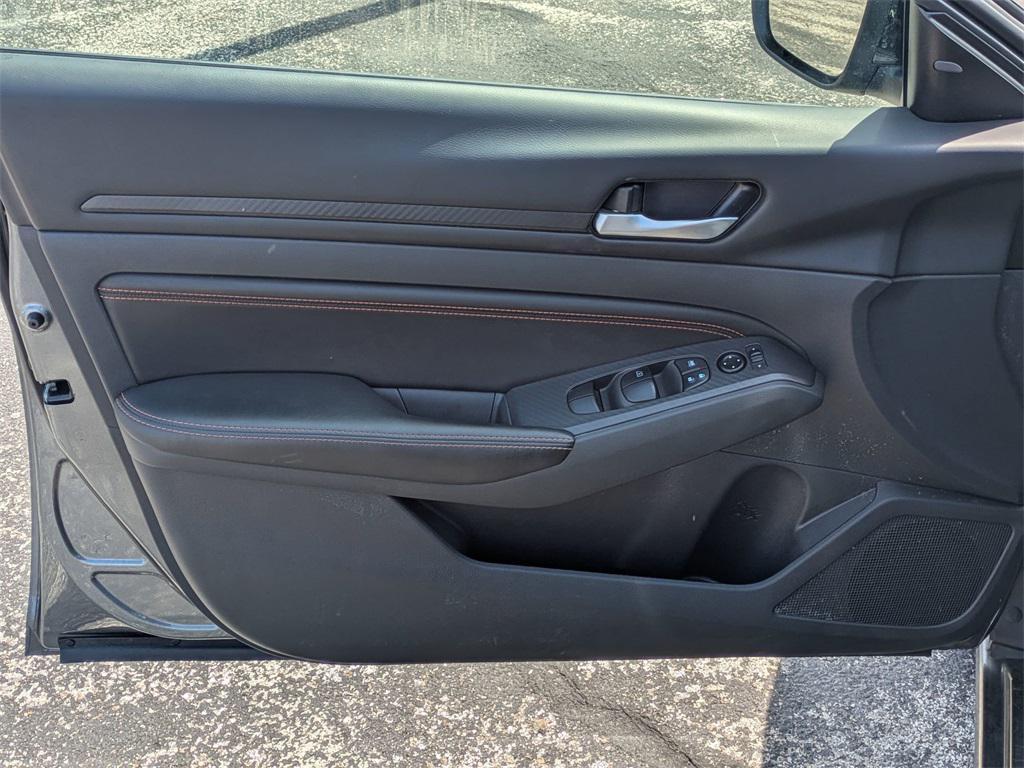 used 2022 Nissan Altima car, priced at $17,300