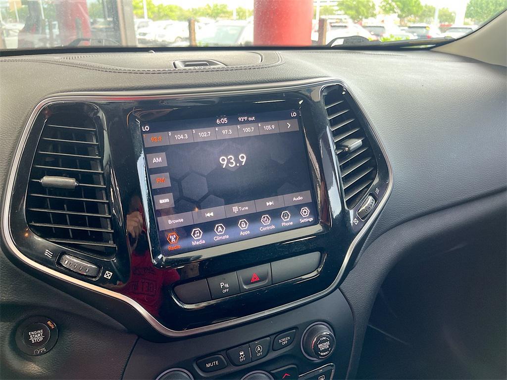 used 2019 Jeep Cherokee car, priced at $17,000