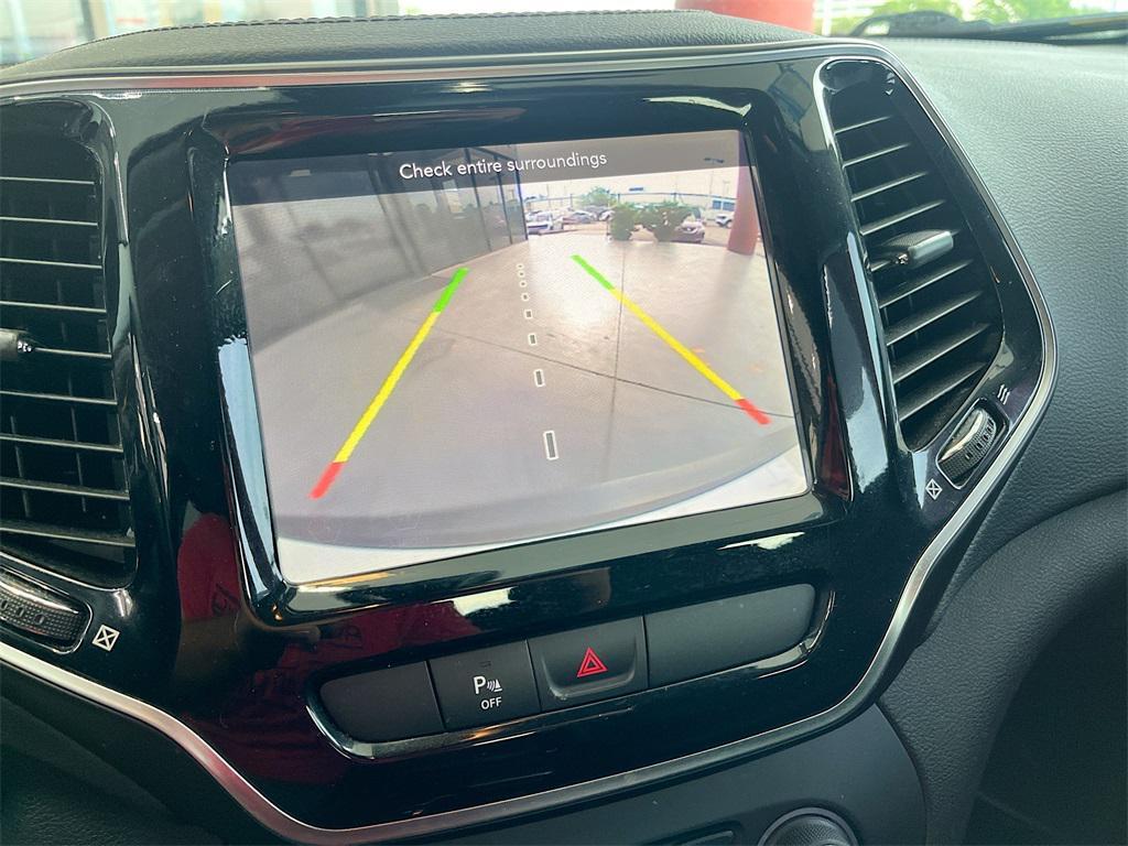 used 2019 Jeep Cherokee car, priced at $17,000