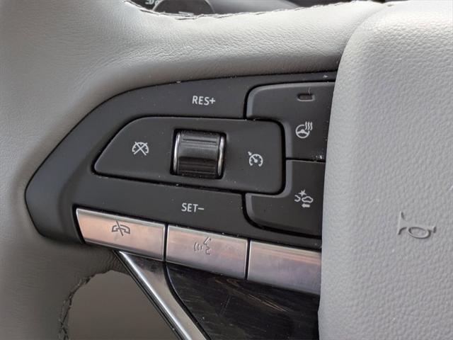 used 2024 Cadillac XT6 car, priced at $41,200