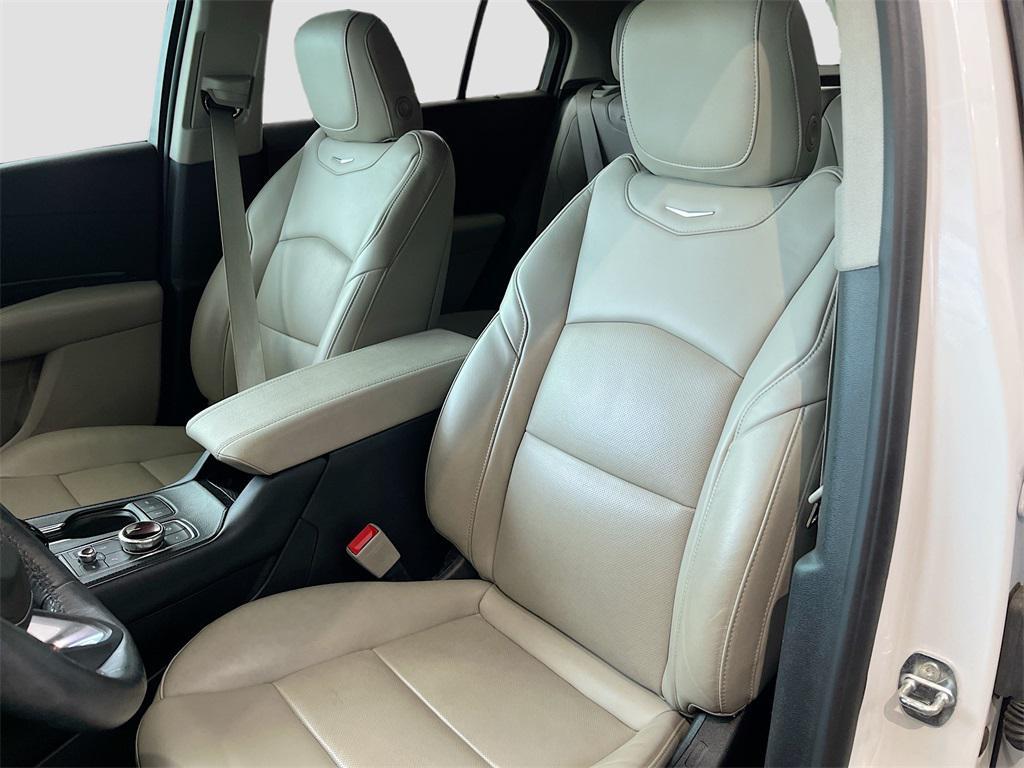 used 2021 Cadillac XT4 car, priced at $20,300
