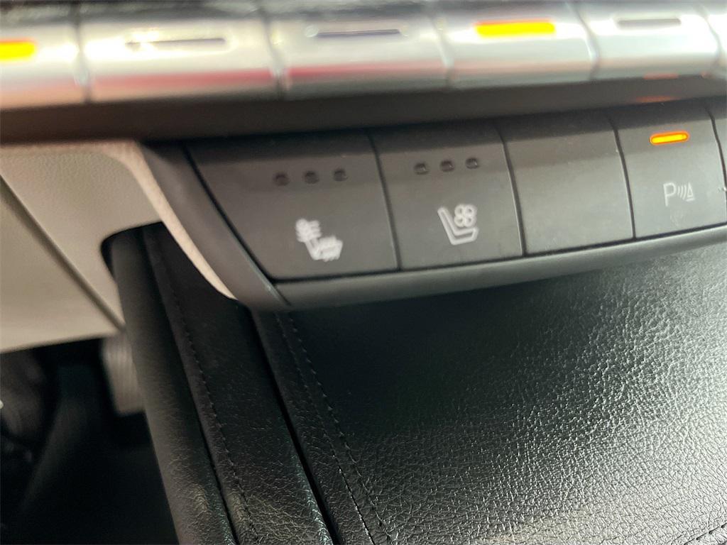 used 2021 Cadillac XT4 car, priced at $20,300
