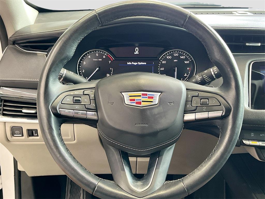 used 2021 Cadillac XT4 car, priced at $20,300