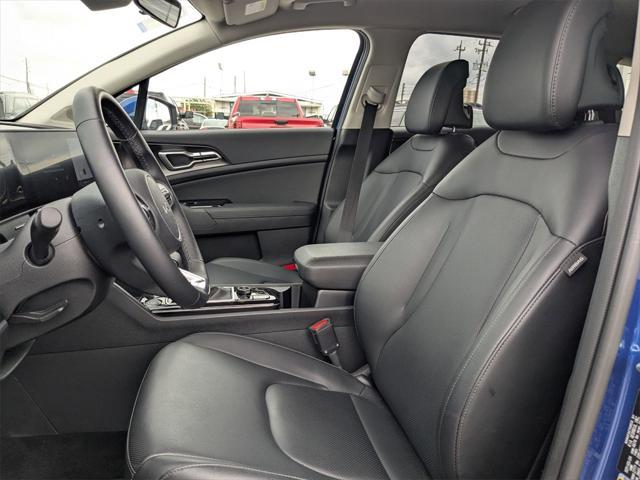 used 2025 Kia Sportage car, priced at $26,200