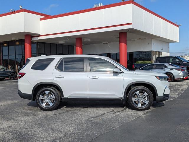 used 2025 Honda Pilot car, priced at $35,000