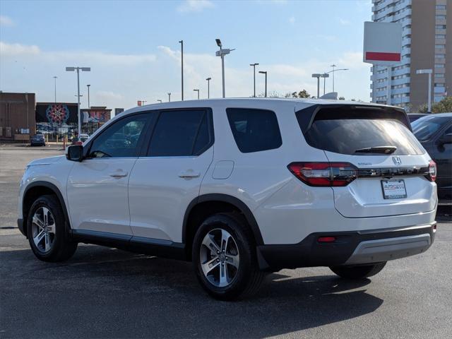 used 2025 Honda Pilot car, priced at $35,000