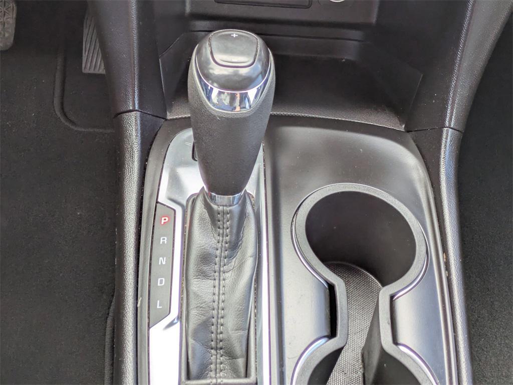 used 2020 Chevrolet Equinox car, priced at $14,000