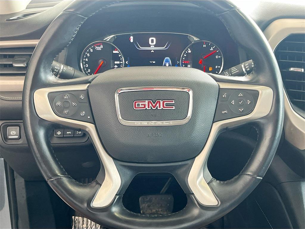 used 2022 GMC Acadia car, priced at $25,000
